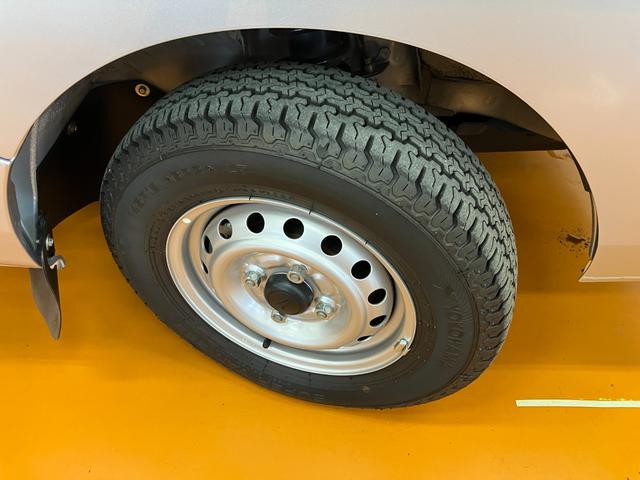 ハイゼットトラックエクストラＳＡIIIｔ４ＷＤ　サポカーＳワイド適合　ドラレコ　三方開　ゴムマット　ナビ　エアコン　ＵＳＢ接続端子　荷台作業灯　ＥＴＣ　パワーウインドウ　キーフリー（神奈川県）の中古車