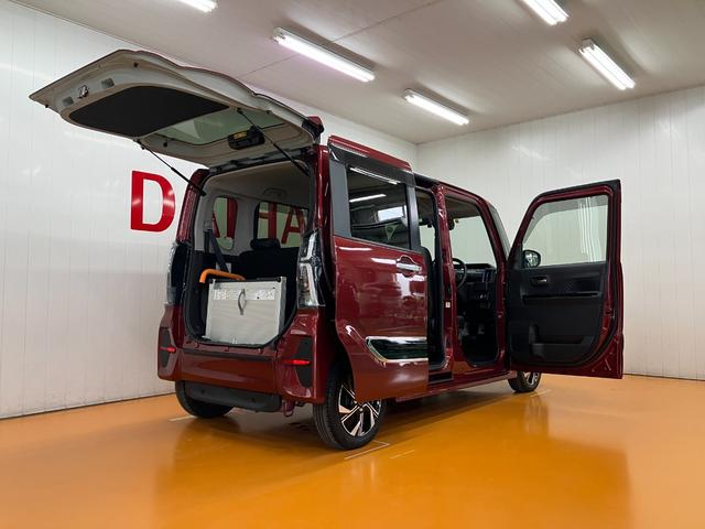 タントスローパー　カスタムＲＳスタイルセレクション福祉車両　車いす乗車　サポカーＳワイド適合　ミラクルオープンドア　両側オートスライドドア　電動ウインチ　パノラマモニター対応　ディスプレイオーディオ　全車速追従機能付ＡＣＣ　電動パーキングブレーキ（神奈川県）の中古車