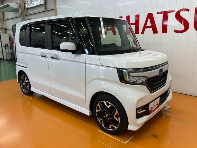 Ｎ−ＢＯＸカスタムＧ・Ｌターボホンダセンシング衝突被害軽減ブレーキシステム　ステアリングスイッチ　クルーズコントロール　ＥＴＣ　両側オートスライドドア　レーンアシスト　ＵＳＢ接続端子　Ｂカメラ　キーフリー（神奈川県）の中古車