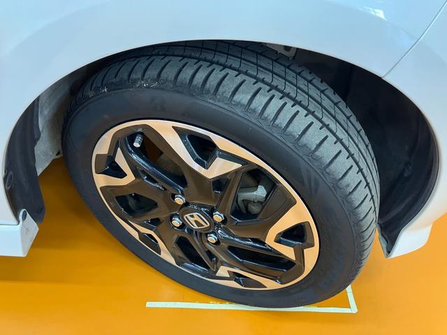 Ｎ−ＢＯＸカスタムＧ・Ｌターボホンダセンシング衝突被害軽減ブレーキシステム　ステアリングスイッチ　クルーズコントロール　ＥＴＣ　両側オートスライドドア　レーンアシスト　ＵＳＢ接続端子　Ｂカメラ　キーフリー（神奈川県）の中古車