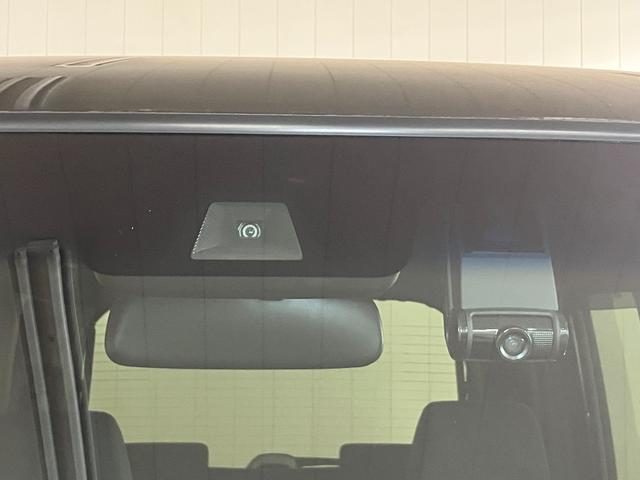 N−BOXカスタムG・Lホンダセンシング衝突被害軽減ブレーキシステム 片側オートスライドドア ドラレコ Bカメラ ステアリングスイッチ クルーズコントロール USB接続端子 ETC レーンアシスト キーフリー(神奈川県)の中古車