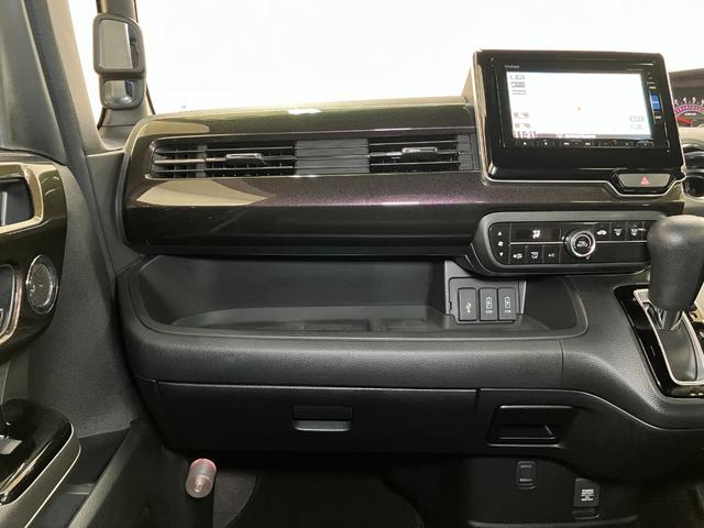 Ｎ−ＢＯＸカスタムＧ・Ｌターボホンダセンシング衝突被害軽減ブレーキシステム　ドラレコ　両側オートスライドドア　Ｂカメラ　ステアリングスイッチ　クルーズコントロール　ＵＳＢ接続端子　パドルシフト　ＥＴＣ　レーンアシスト　キーフリー（神奈川県）の中古車
