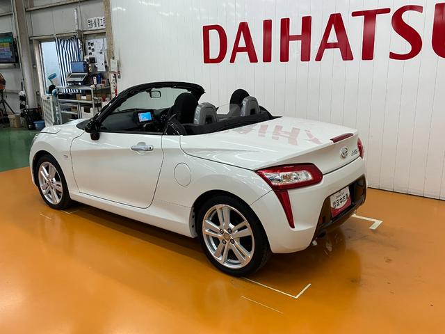 コペンローブオープンカー　二人乗　アクティブトップ　Ｐスタート　ステアリングスイッチ　シートヒーター　ＥＴＣ　スポーツシート　エコアイドル　横滑り防止装置　キーフリー（神奈川県）の中古車