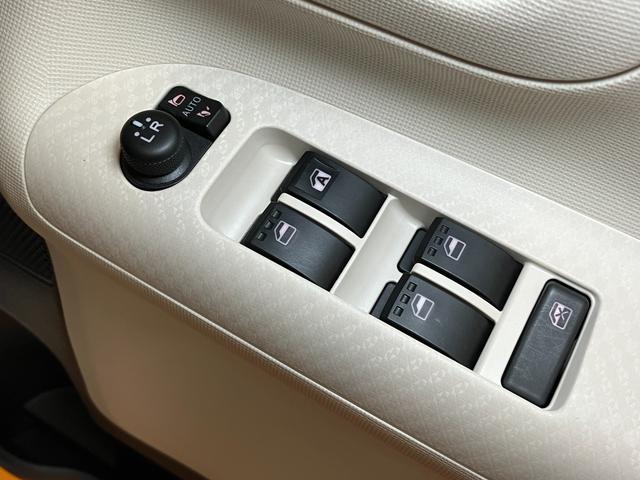 ムーヴキャンバスＸ　ＳＡIIIサポカーＳワイド適合　Ｂカメラ　両側オートスライドドア　ステアリングスイッチ　Ｐスタート　運転席シートヒーター　オートハイビーム　ＵＳＢ接続端子　電動格納ミラー　キーフリー（神奈川県）の中古車