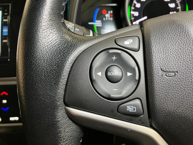 フィットハイブリッドＬ　ホンダセンシング衝突被害軽減ブレーキシステム　ドラレコ　ステアリングスイッチ　クルーズコントロール　Ｐスタート　ＥＴＣ　レーンアシスト　ＵＳＢ接続端子　キーフリー（神奈川県）の中古車