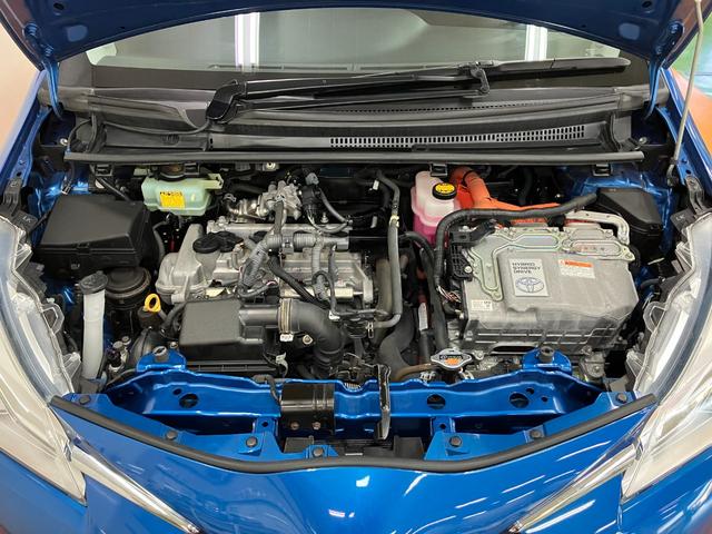 ヴィッツハイブリッドＦハイブリッド車　Ｂカメラ　ステアリングスイッチ　オートエアコン　横滑り防止装置　エコモード　電動格納ミラー　パワーウインドウ　キーレス（神奈川県）の中古車