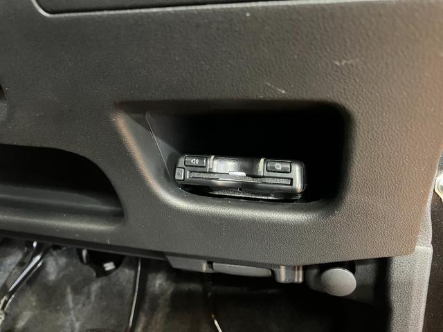 ムーヴカスタム　Ｘリミテッド　ＳＡIIIサポカーＳワイド適合　ドラレコ　ステアリングスイッチ　オートエアコン　Ｐスタート　運転席シートヒーター　アイドリングストップ　誤発進抑制機能　オートハイビーム　ＵＳＢ接続端子　ＥＴＣ　キーフリー（神奈川県）の中古車