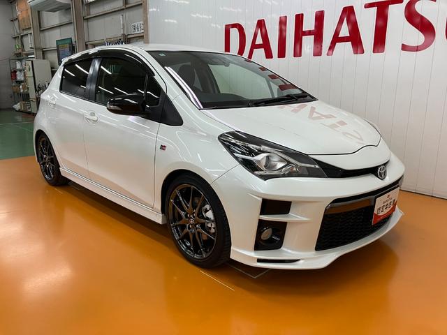 ヴィッツＧＲスポーツ衝突被害軽減ブレーキシステム　ドラレコ　ＧＲ専用ディンプル革巻きステアリング　パドルシフト　レーンアシスト　アナログメーター　Ｐスタート　オートハイビーム　ＥＴＣ　キーフリー（神奈川県）の中古車