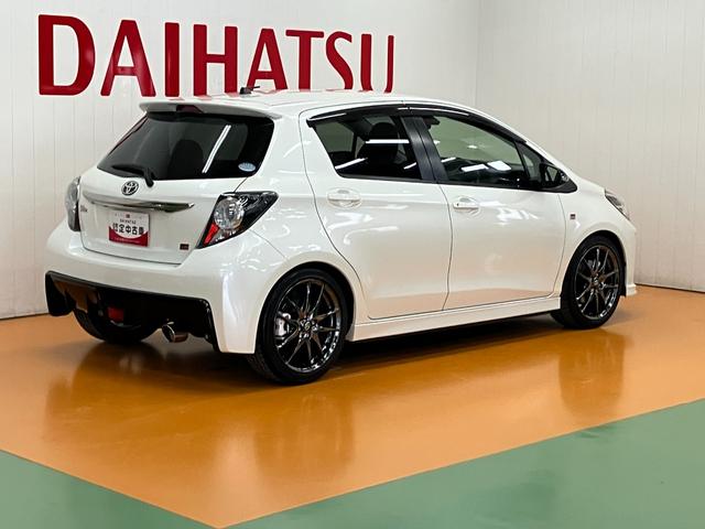 ヴィッツＧＲスポーツ衝突被害軽減ブレーキシステム　ドラレコ　ＧＲ専用ディンプル革巻きステアリング　パドルシフト　レーンアシスト　アナログメーター　Ｐスタート　オートハイビーム　ＥＴＣ　キーフリー（神奈川県）の中古車