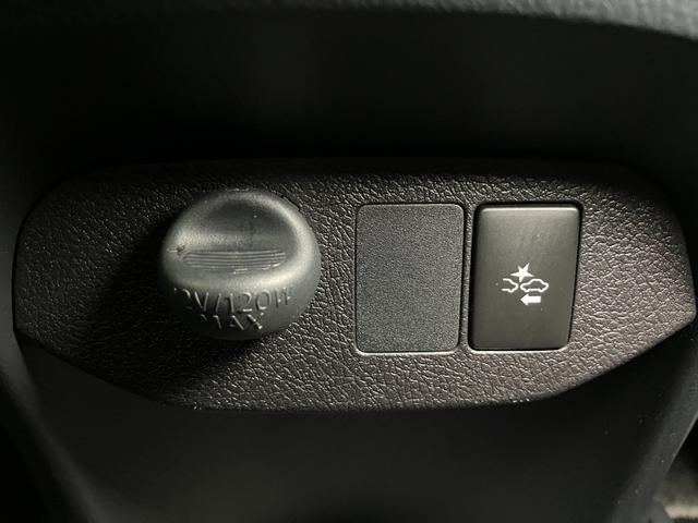 ヴィッツＧＲスポーツ衝突被害軽減ブレーキシステム　ドラレコ　ＧＲ専用ディンプル革巻きステアリング　パドルシフト　レーンアシスト　アナログメーター　Ｐスタート　オートハイビーム　ＥＴＣ　キーフリー（神奈川県）の中古車