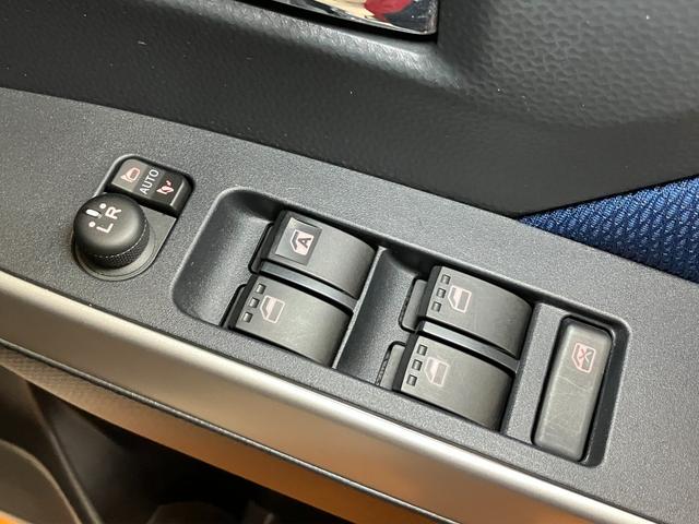 トールカスタムＧ　リミテッドII　ＳＡIIIサポカーＳワイド適合　ドラレコ　両側オートスライドドア　パノラマモニター対応　クルーズコントロール　ステアリングスイッチ　ＵＳＢ接続端子　シートヒーター　Ｐスタート　コーナーセンサー　キーフリー（神奈川県）の中古車