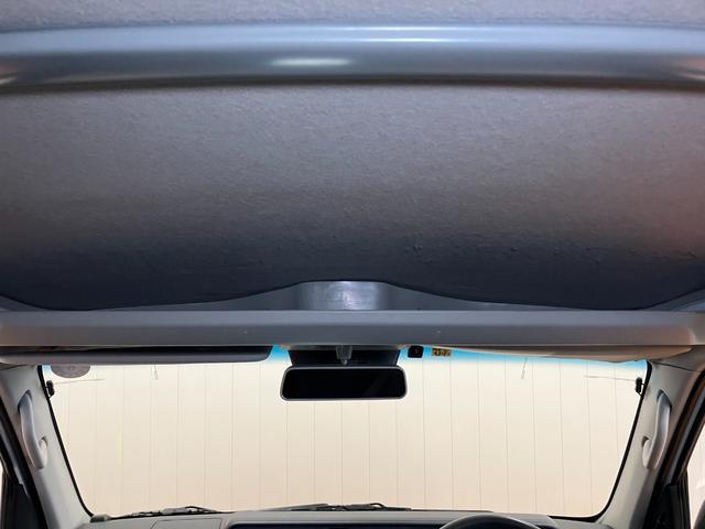 ハイゼットカーゴデラックスＳＡIIIサポカーＳワイド適合　ＥＴＣ　エアコン　アクセサリーソケット　アイドリングストップ　光軸調整ダイヤル　横滑り防止機能　誤発進抑制機能　パワーウインドウ　キーレス（神奈川県）の中古車