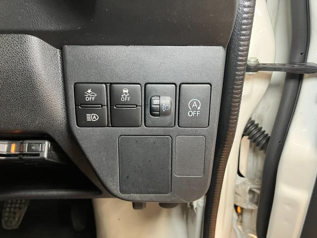 ハイゼットカーゴデラックスＳＡIIIサポカーＳワイド適合　ＥＴＣ　エアコン　アクセサリーソケット　アイドリングストップ　光軸調整ダイヤル　横滑り防止機能　誤発進抑制機能　パワーウインドウ　キーレス（神奈川県）の中古車