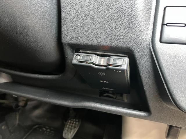 ハイゼットカーゴデラックスＳＡIIIサポカーＳワイド適合　ＥＴＣ　エアコン　アクセサリーソケット　アイドリングストップ　光軸調整ダイヤル　横滑り防止機能　誤発進抑制機能　パワーウインドウ　キーレス（神奈川県）の中古車