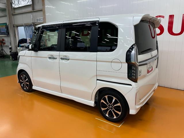 Ｎ−ＢＯＸカスタムＧ・Ｌホンダセンシング衝突被害軽減ブレーキシステム　両側オートスライドドア　ステアリングスイッチ　クルーズコントロール　ＵＳＢ接続端子　ＥＴＣ　Ｐスタート　レーンアシスト　キーフリー（神奈川県）の中古車