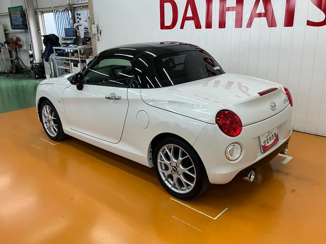 コペン２０ｔｈアニバーサリーエディションオープンカー　二人乗　アクティブトップ　ドラレコ　ステアリングスイッチ　ＭＯＭＯ製本革巻ステアリングホイール　Ｐスタート　ＵＳＢ接続端子　シートヒーター　ＥＴＣ　ＢＢＳ製鍛造１６インチアルミホイール（神奈川県）の中古車