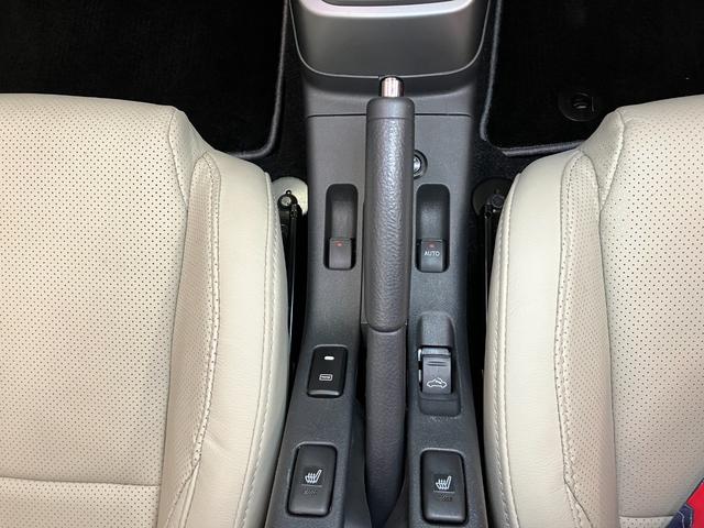 コペン２０ｔｈアニバーサリーエディションオープンカー　二人乗　アクティブトップ　ドラレコ　ステアリングスイッチ　ＭＯＭＯ製本革巻ステアリングホイール　Ｐスタート　ＵＳＢ接続端子　シートヒーター　ＥＴＣ　ＢＢＳ製鍛造１６インチアルミホイール（神奈川県）の中古車