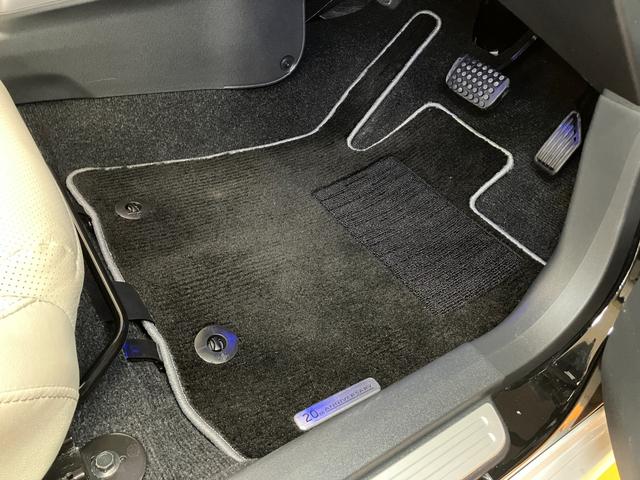 コペン２０ｔｈアニバーサリーエディションオープンカー　二人乗　アクティブトップ　ドラレコ　ステアリングスイッチ　ＭＯＭＯ製本革巻ステアリングホイール　Ｐスタート　ＵＳＢ接続端子　シートヒーター　ＥＴＣ　ＢＢＳ製鍛造１６インチアルミホイール（神奈川県）の中古車