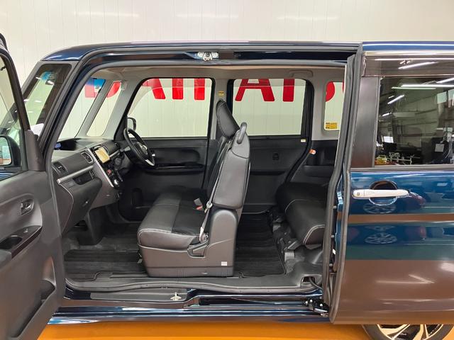 タントカスタムＲＳ　トップエディションＶＳ　ＳＡIII４ＷＤ　サポカーＳワイド適合　デイライト　ミラクルオープンドア　両側オートスライドドア　パノラマモニター対応　運転席シートヒーター　ステアリングスイッチ　ＵＳＢ接続端子　キーフリー（神奈川県）の中古車