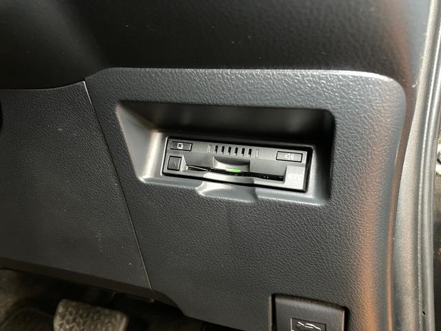 ヴィッツハイブリッドＦハイブリッド車　Ｂカメラ　安全運転支援システム　ＥＴＣ　ドラレコ　運転席シートヒーター　ステアリングスイッチ　オートエアコン　Ｐスタート　エコモード　オートハイビーム　電動格納ミラー　キーフリー（神奈川県）の中古車