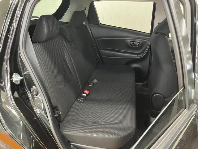 ヴィッツハイブリッドＦハイブリッド車　Ｂカメラ　安全運転支援システム　ＥＴＣ　ドラレコ　運転席シートヒーター　ステアリングスイッチ　オートエアコン　Ｐスタート　エコモード　オートハイビーム　電動格納ミラー　キーフリー（神奈川県）の中古車