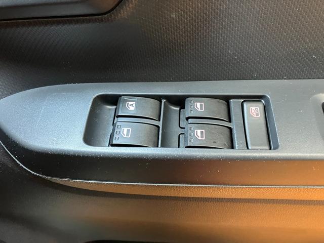 ミライースL SAIIIサポカーSワイド適合 ETC エアコン Bカメラ コーナーセンサー 光軸調整ダイヤル オートハイビーム アイドリングストップ 横滑り防止機能 誤発進抑制機能 パワーウインドウ キーレス(神奈川県)の中古車