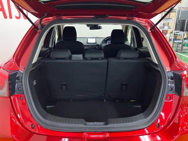 デミオ１３Ｓ衝突被害軽減ブレーキシステム　ステアリングスイッチ　ＵＳＢ接続端子　アクセサリーソケット　Ｐスタート　ＥＴＣ　光軸調整ダイヤル　横滑り防止装置　電動格納ミラー　キーフリー（神奈川県）の中古車