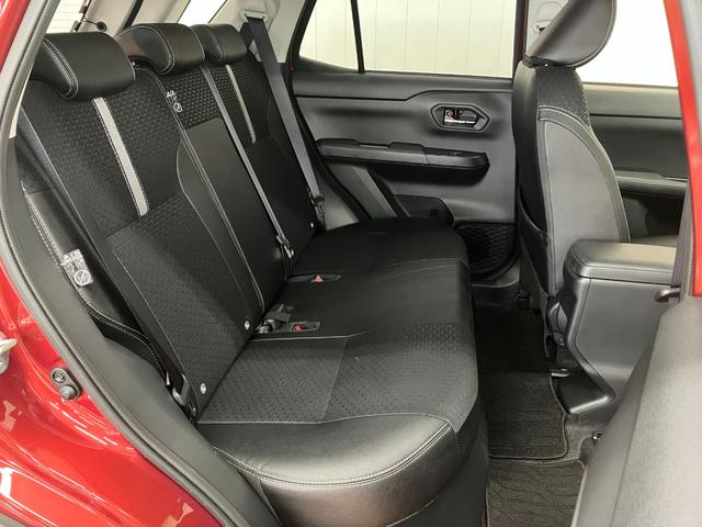 ロッキープレミアムＧ　ＨＥＶサポカーＳワイド適合　ハイブリッド車　電動パーキングブレーキ　ＵＳＢ接続端子　ステアリングスイッチ　全車速追従機能付ＡＣＣ　シートヒーター　Ｓ−ペダル　コーナーセンサー　Ｂカメラ　キーフリー（神奈川県）の中古車