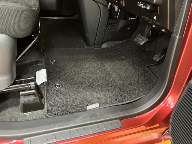 トールカスタムＧ　ターボサポカーＳワイド適合　ドラレコ　両側オートスライドドア　全車速追従機能付ＡＣＣ　電動パーキングブレーキ　ＵＳＢ接続端子　Ｐスタート　コーナーセンサー　シートヒーター　Ｂカメラ　キーフリー（神奈川県）の中古車