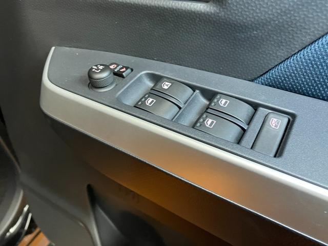 トールカスタムＧ　ターボサポカーＳワイド適合　ドラレコ　両側オートスライドドア　全車速追従機能付ＡＣＣ　電動パーキングブレーキ　ＵＳＢ接続端子　Ｐスタート　コーナーセンサー　キーフリー（神奈川県）の中古車