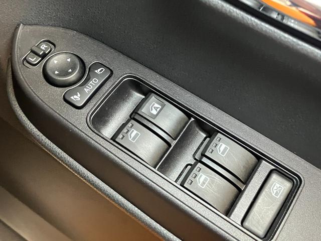 タントカスタムＲＳサポカーＳワイド適合　ドラレコ　パノラマモニター対応　ミラクルオープンドア　両側オートスライドドア　電動パーキングブレーキ　ステアリングスイッチ　シートヒーター　コーナーセンサー　キーフリー（神奈川県）の中古車