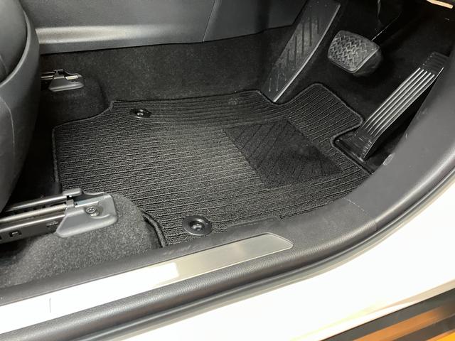 ハリアーＺ衝突被害軽減ブレーキシステム　ルームミラー一体型ドラレコ　全周囲カメラ　パワーバックドア　ＳＯＳスイッチ　レーザークルーズコントロール　ＪＢＬプレミアムサウンドシステム　電動パーキングブレーキ（神奈川県）の中古車