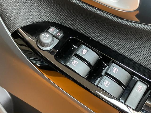 ムーヴカスタム　ＲＳ　ハイパーリミテッドＳＡIIIサポカーＳワイド適合　パノラマモニター対応　ＵＳＢ接続端子　オートエアコン　ステアリングスイッチ　Ｐスタート　運転席シートヒーター　アイドリングストップ　オートハイビーム　電動格納ミラー　キーフリー（神奈川県）の中古車