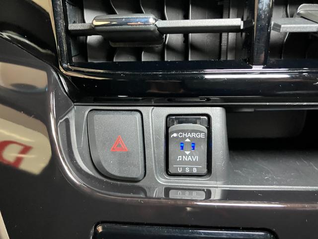 ムーヴカスタム　ＲＳ　ハイパーリミテッドＳＡIIIサポカーＳワイド適合　パノラマモニター対応　ＵＳＢ接続端子　オートエアコン　ステアリングスイッチ　Ｐスタート　運転席シートヒーター　アイドリングストップ　オートハイビーム　電動格納ミラー　キーフリー（神奈川県）の中古車