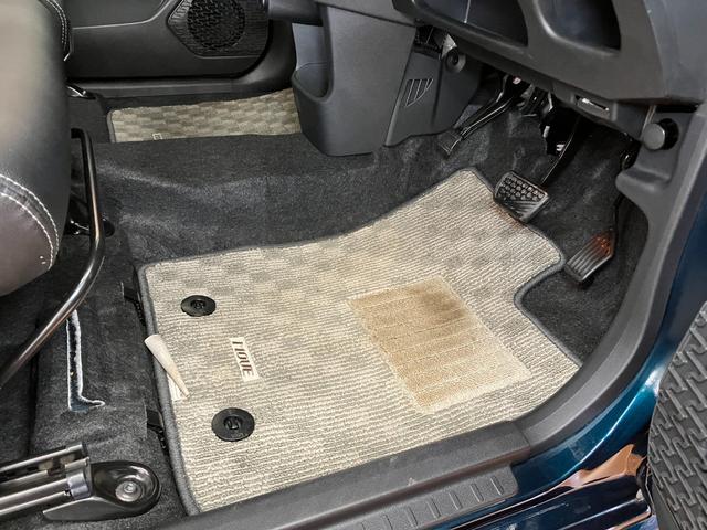 ムーヴカスタム　ＲＳ　ハイパーリミテッドＳＡIIIサポカーＳワイド適合　パノラマモニター対応　ＵＳＢ接続端子　オートエアコン　ステアリングスイッチ　Ｐスタート　運転席シートヒーター　アイドリングストップ　オートハイビーム　電動格納ミラー　キーフリー（神奈川県）の中古車