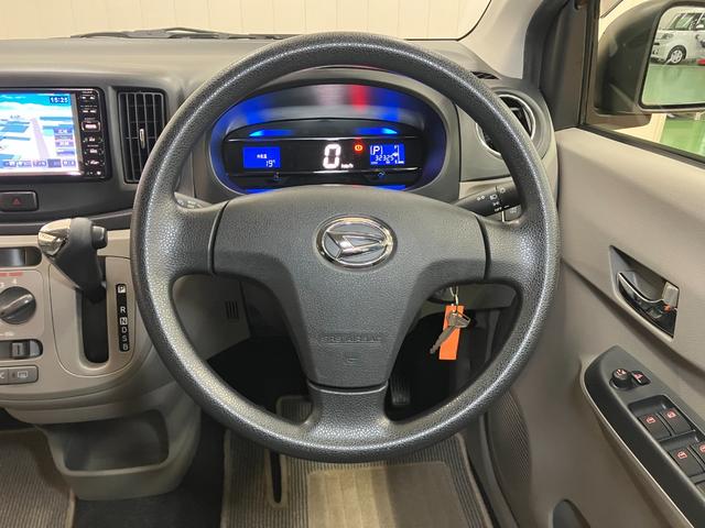 ミライースX SAエアコン ナビ エコアイドル 横滑り防止機能 誤発進抑制機能 光軸調整ダイヤル 電動格納ミラー パワーウインドウ キーレス(神奈川県)の中古車