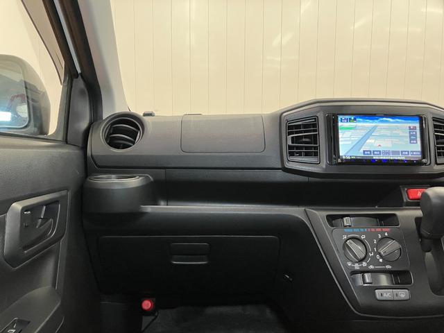 ミライースL SAIIIサポカーSワイド適合 エアコン Bカメラ コーナーセンサー 光軸調整ダイヤル オートハイビーム アイドリングストップ 横滑り防止機能 誤発進抑制機能 電動格納ミラー パワーウインドウ キーレス(神奈川県)の中古車