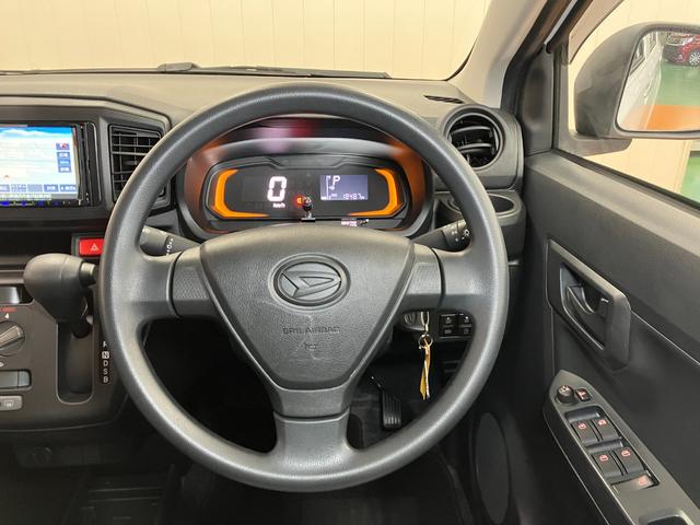 ミライースL SAIIIサポカーSワイド適合 エアコン Bカメラ コーナーセンサー 光軸調整ダイヤル オートハイビーム アイドリングストップ 横滑り防止機能 誤発進抑制機能 電動格納ミラー パワーウインドウ キーレス(神奈川県)の中古車