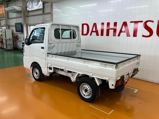 ハイゼットトラックスタンダードサポカーSワイド適合 三方開 ゴムマット ラジオ オートエアコン 光軸調整ダイヤル コーナーセンサー アイドリングストップ 横滑り防止機能 誤発進抑制機能 アクセサリーソケット(神奈川県)の中古車