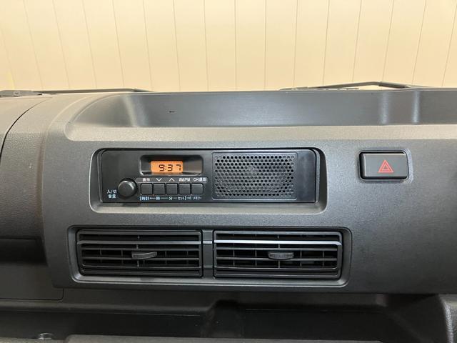 ハイゼットトラックスタンダードサポカーSワイド適合 三方開 ゴムマット ラジオ オートエアコン 光軸調整ダイヤル コーナーセンサー アイドリングストップ 横滑り防止機能 誤発進抑制機能 アクセサリーソケット(神奈川県)の中古車