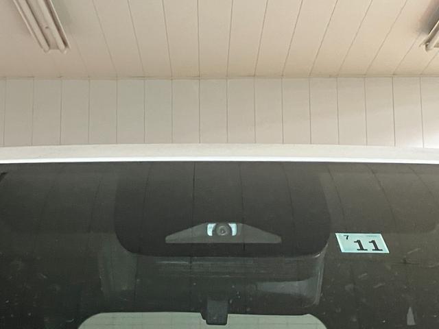 ヴォクシーハイブリッドＳ−Ｚハイブリッド車　衝突被害軽減ブレーキシステム　ＵＳＢ接続端子　ダブルエアコン　後席モニター　ステアリングスイッチ　レーダークルーズコントロール　マルチメディアオーディオ　電動パーキングブレーキ（神奈川県）の中古車