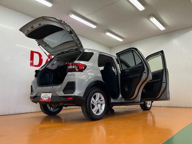 ロッキーＸサポカーＳワイド適合　ドラレコ　パノラマモニター対応　電動パーキングブレーキ　ＵＳＢ接続端子　ステアリングスイッチ　　コーナーセンサー　キーフリー（神奈川県）の中古車