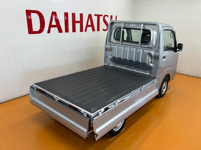 ハイゼットトラックスタンダードサポカーＳワイド適合　三方開　ゴムマット　ラジオ　エアコン　光軸調整ダイヤル　コーナーセンサー　アイドリングストップ　横滑り防止機能　誤発進抑制機能　アクセサリーソケット（神奈川県）の中古車