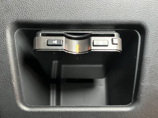 タントカスタムRS トップエディションVS SAIIIサポカーSワイド適合 両側オートスライドドア USB接続端子 パノラマモニター対応 ステアリングスイッチ Pスタート 運転席シートヒーター オートハイビーム ETC キーフリー(神奈川県)の中古車