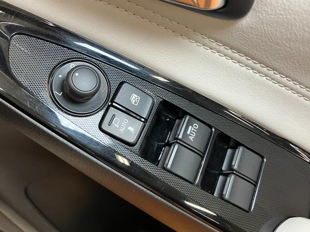 デミオ15Sノーブルクリムゾン衝突被害軽減ブレーキシステム ドラレコ 全周囲カメラ クルーズコントロール ステアリングスイッチ シートヒーター USB接続端子 ヘッドアップディスプレイ ETC コーナーセンサー キーフリー(神奈川県)の中古車