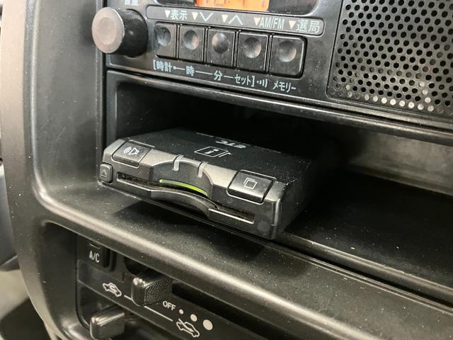 ハイゼットトラックエアコン・パワステ スペシャル5段マニュアルシフト ラジオ エアコン パワーステアリング ETC 光軸調整ダイヤル シガレットライター(神奈川県)の中古車