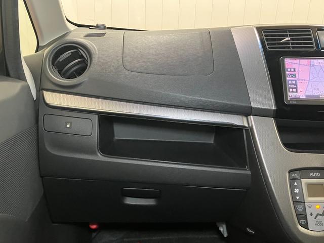 ムーヴカスタム　ＲＳｍｏｍｏ製ステアリングホイール　オートエアコン　Ｐスタート　エコアイドル　電動格納ミラー　パワーウインドウ　ＥＴＣ　キーフリー（神奈川県）の中古車