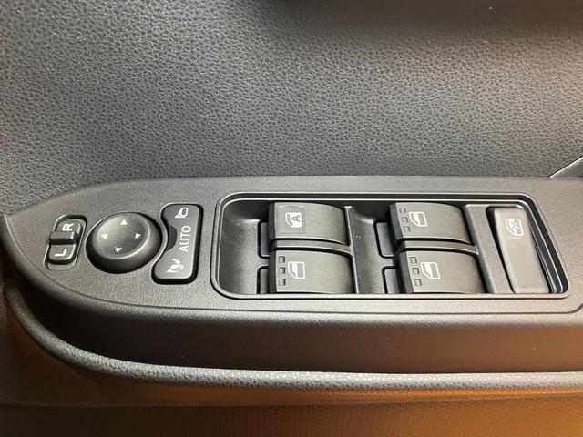 タントカスタムＲＳ４ＷＤ　サポカーＳワイド適合　ドラレコ　ミラクルオープンドア　両側オートスライドドア　ディスプレイオーディオ　電動パーキングブレーキ　ＵＳＢ接続端子　シートヒーター　コーナーセンサー　キーフリー（神奈川県）の中古車