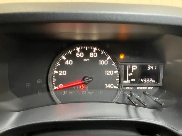 ハイゼットカーゴDXサポカーSワイド適合 ラジオ エアコン アクセサリーソケット コーナーセンサー アイドリングストップ 光軸調整ダイヤル 横滑り防止機能 誤発進抑制機能 パワーウインドウ キーレス(神奈川県)の中古車