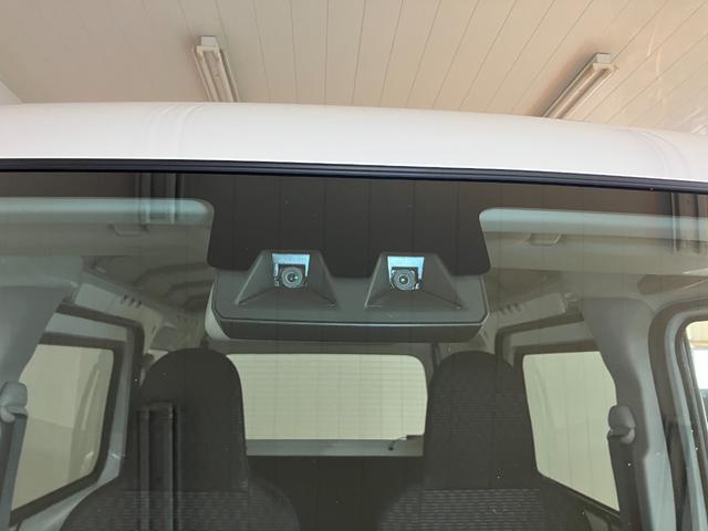 ハイゼットカーゴDXサポカーSワイド適合 ラジオ エアコン アクセサリーソケット コーナーセンサー アイドリングストップ 光軸調整ダイヤル 横滑り防止機能 誤発進抑制機能 パワーウインドウ キーレス(神奈川県)の中古車